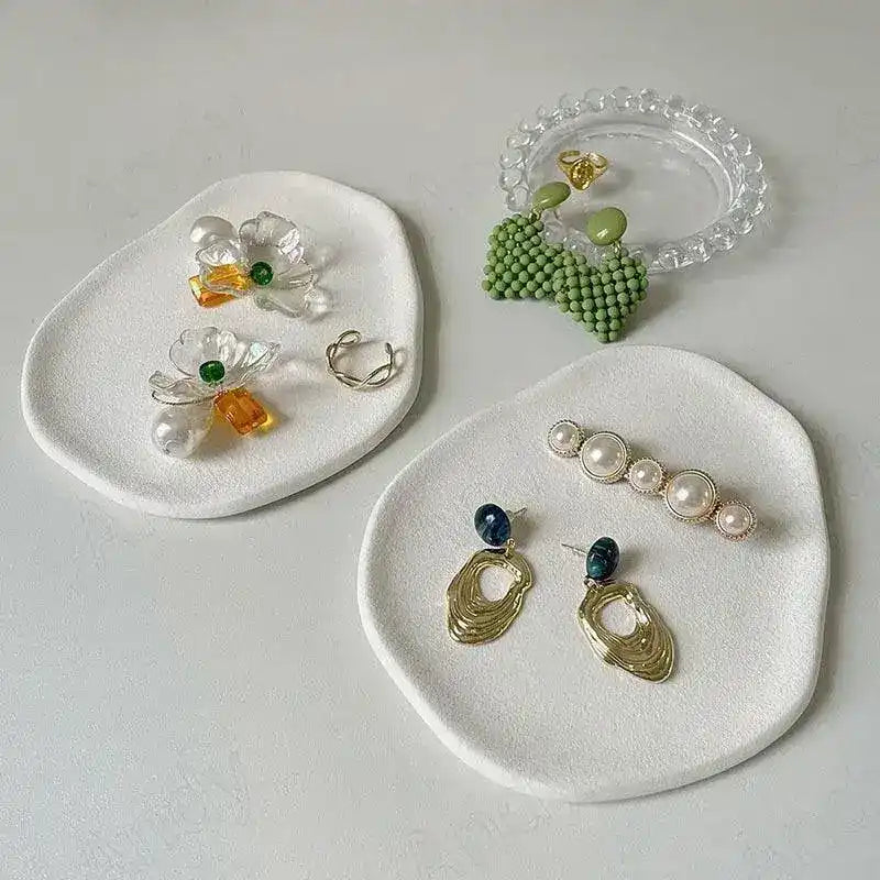 White Modern Irregular Frosted Tray