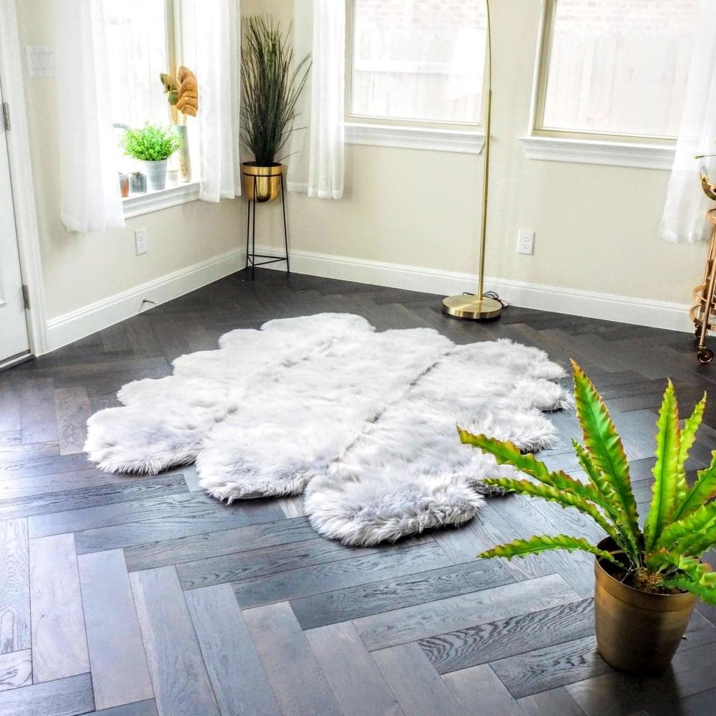 6' x 6' Animal Shape Artificial Wool Faux Fur Rug Grey 6' x 6'