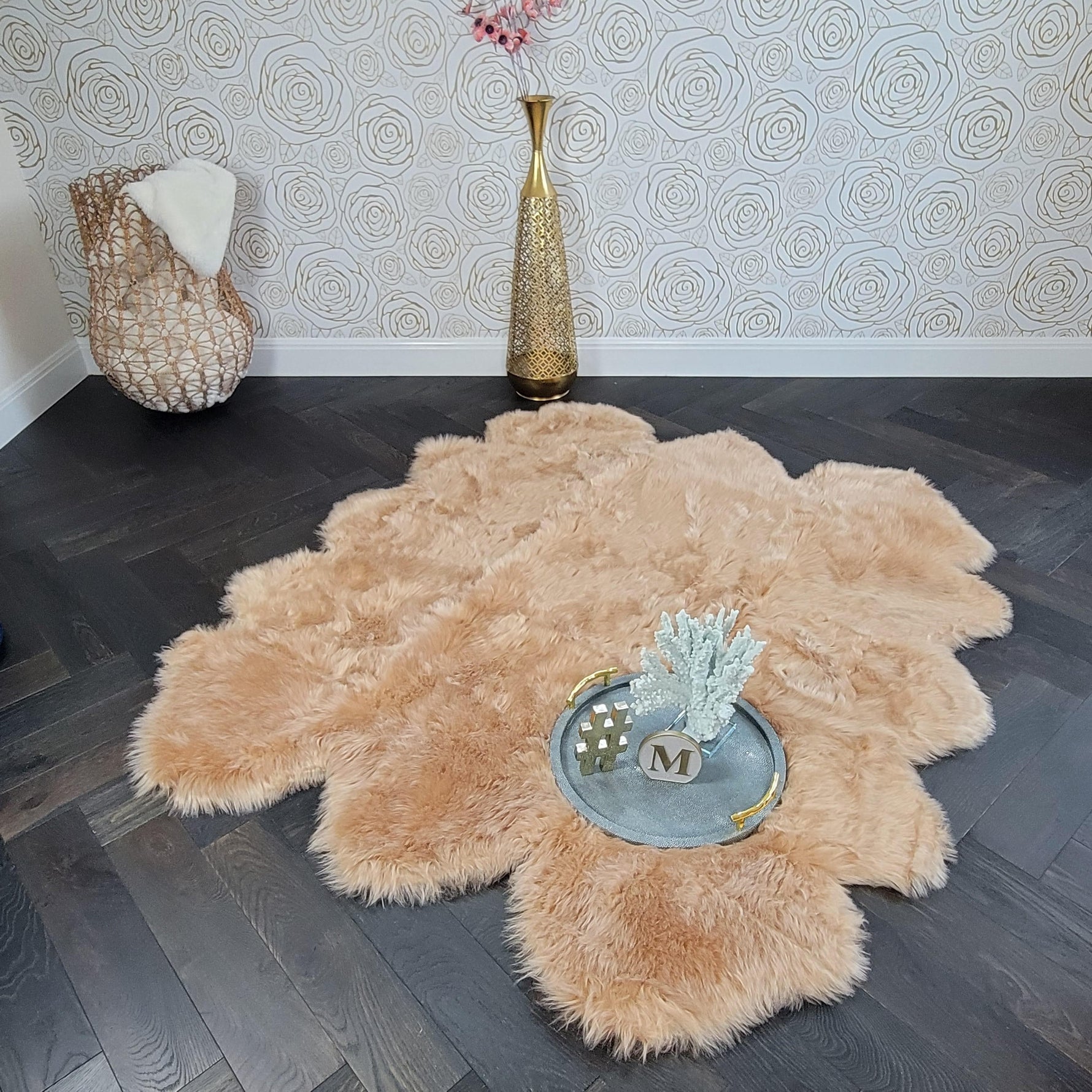 6' x 6' Animal Shape Artificial Wool Faux Fur Rug Champaign 6' x 6'