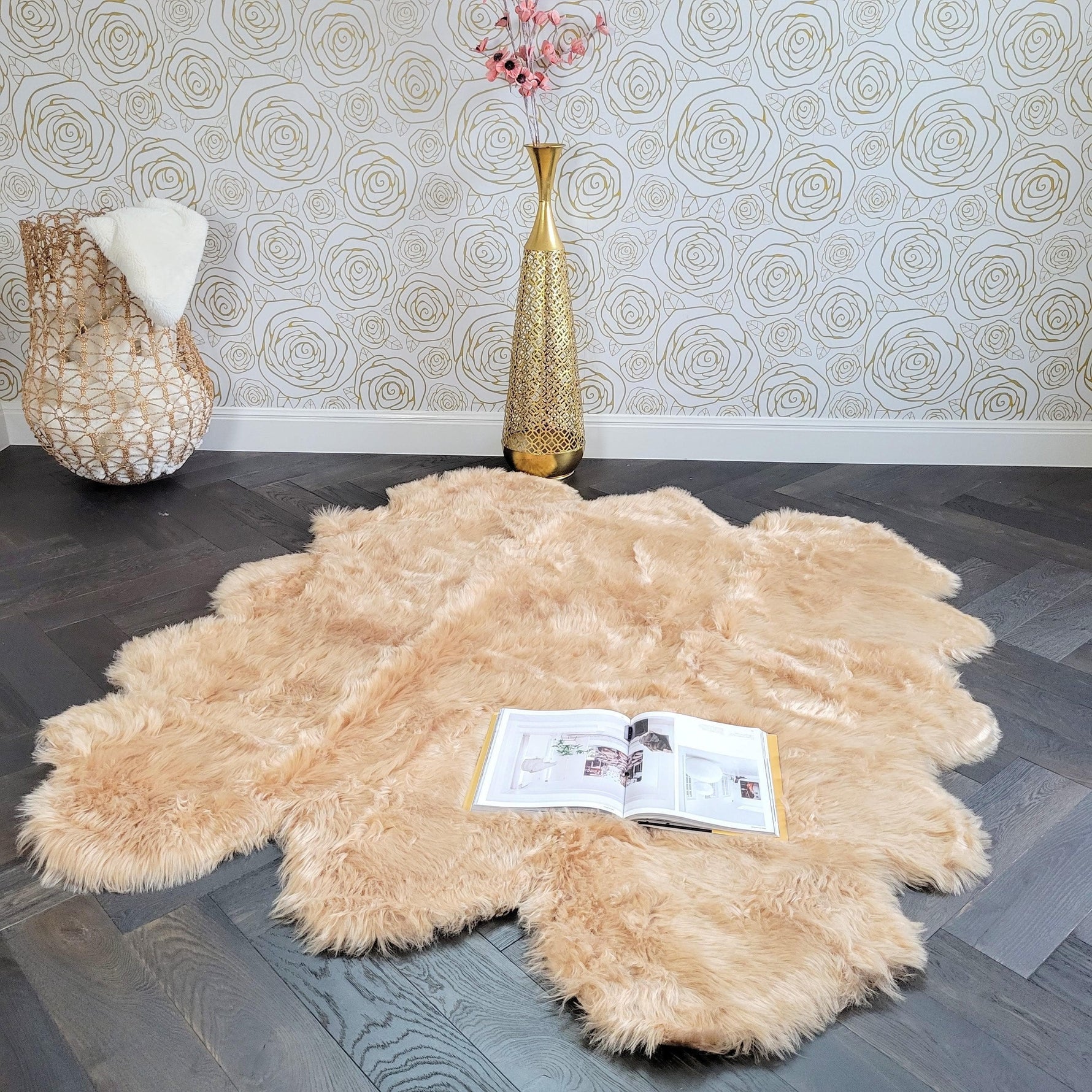 6' x 6' Animal Shape Artificial Wool Faux Fur Rug Champaign 6' x 6'