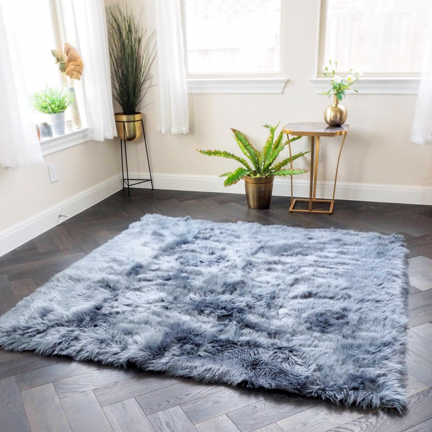 6' x 6' Artificial Wool Faux Fur Rug Charcoal 6' x 6'