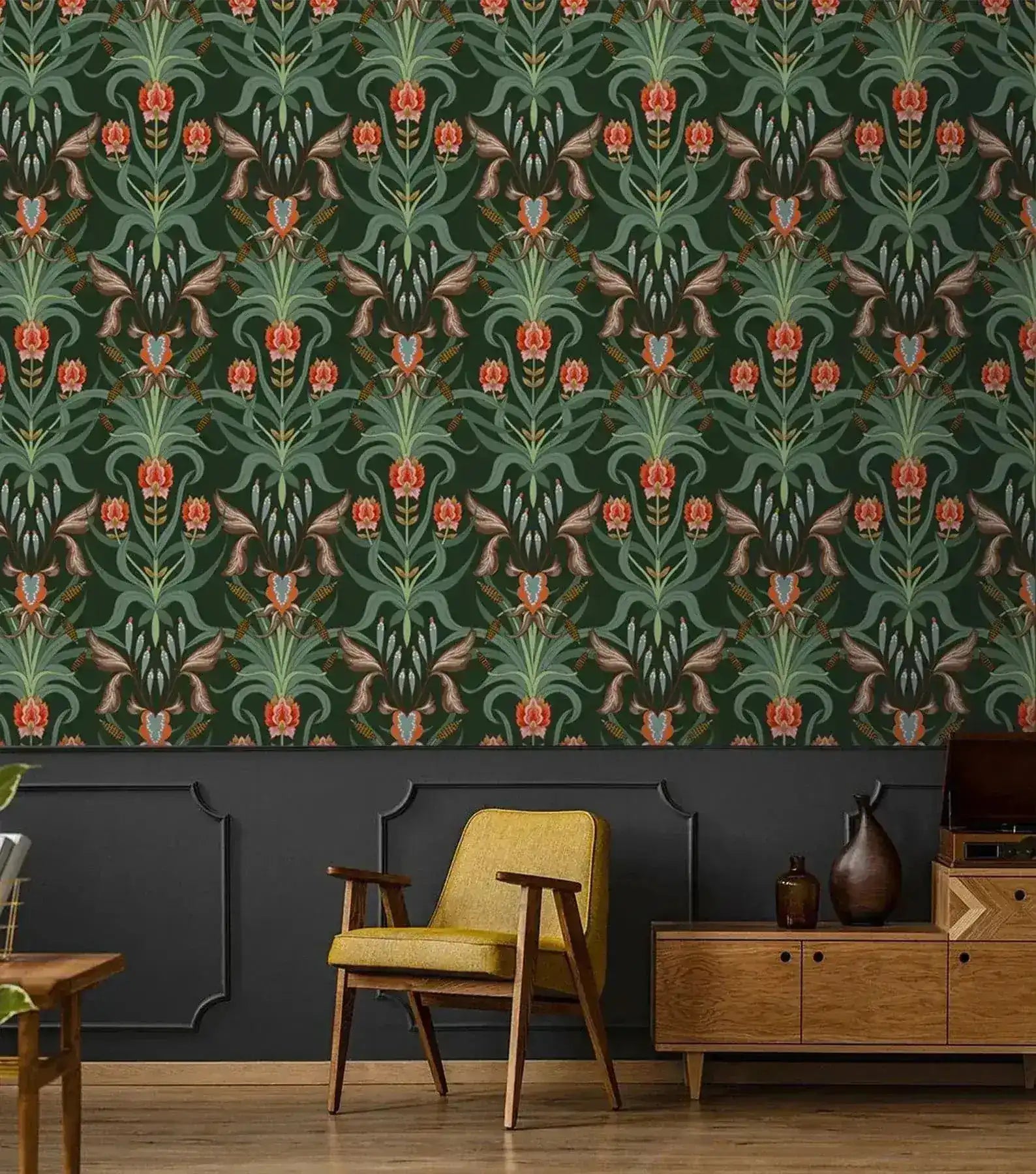 Alaia Vintage Dark Botanical Wallpaper