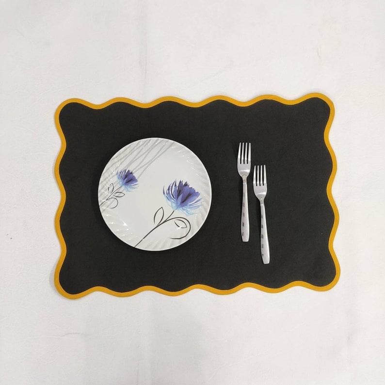 Black Classic Scallop Cotton Placemat Set of 4 - MAIA HOMES