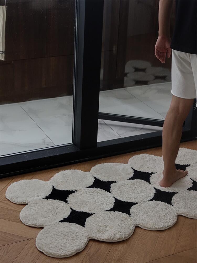 Blinking White and Black Scallop Rug