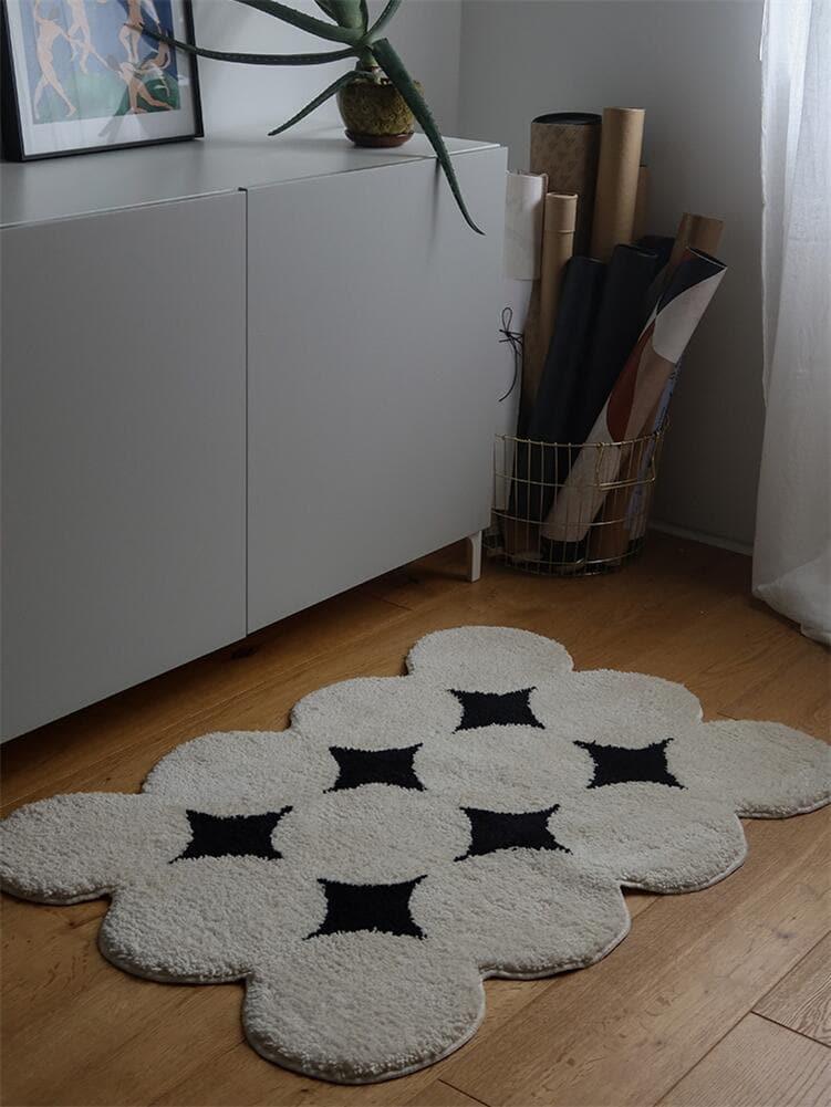 Blinking White and Black Scallop Rug - MAIA HOMES