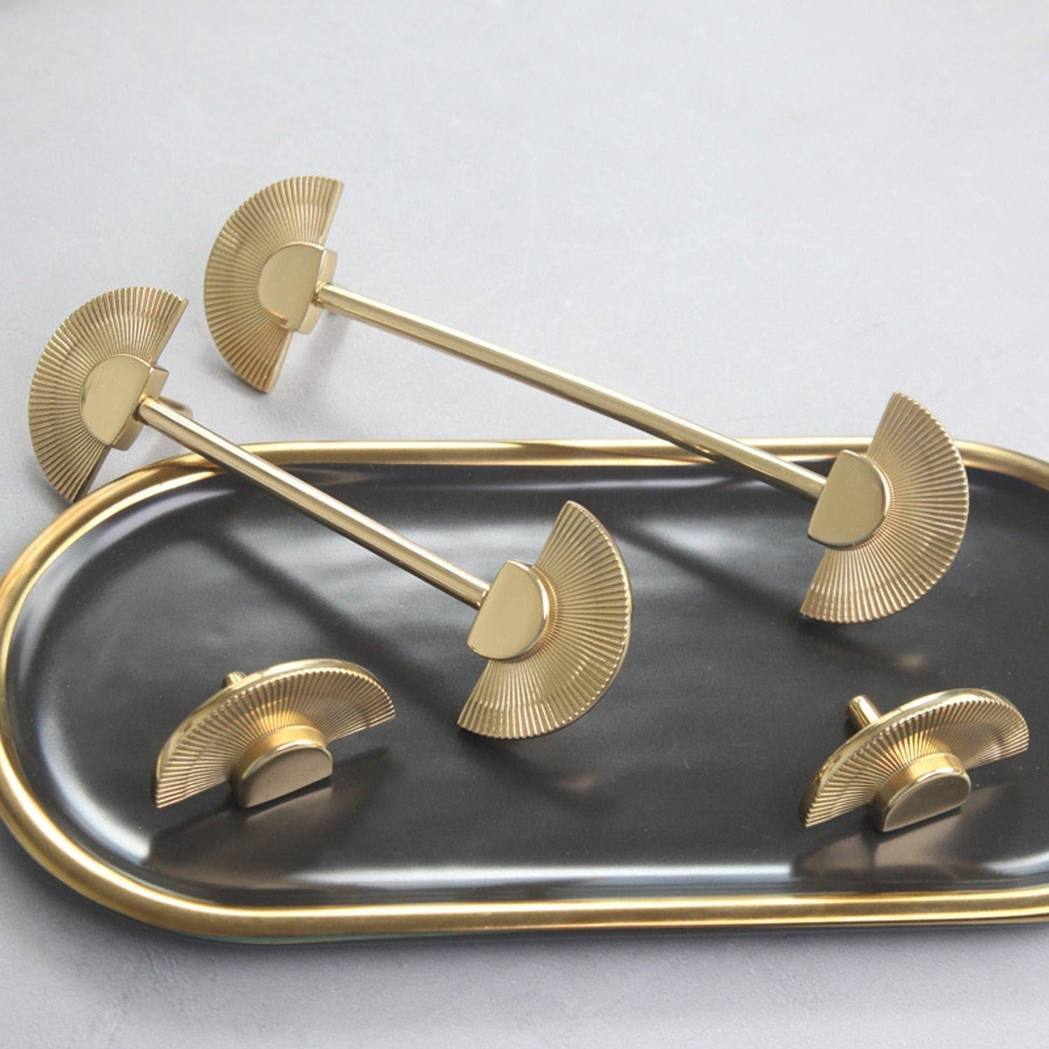 Brass Fan-Shaped Cabinet Drawer Handle Knob