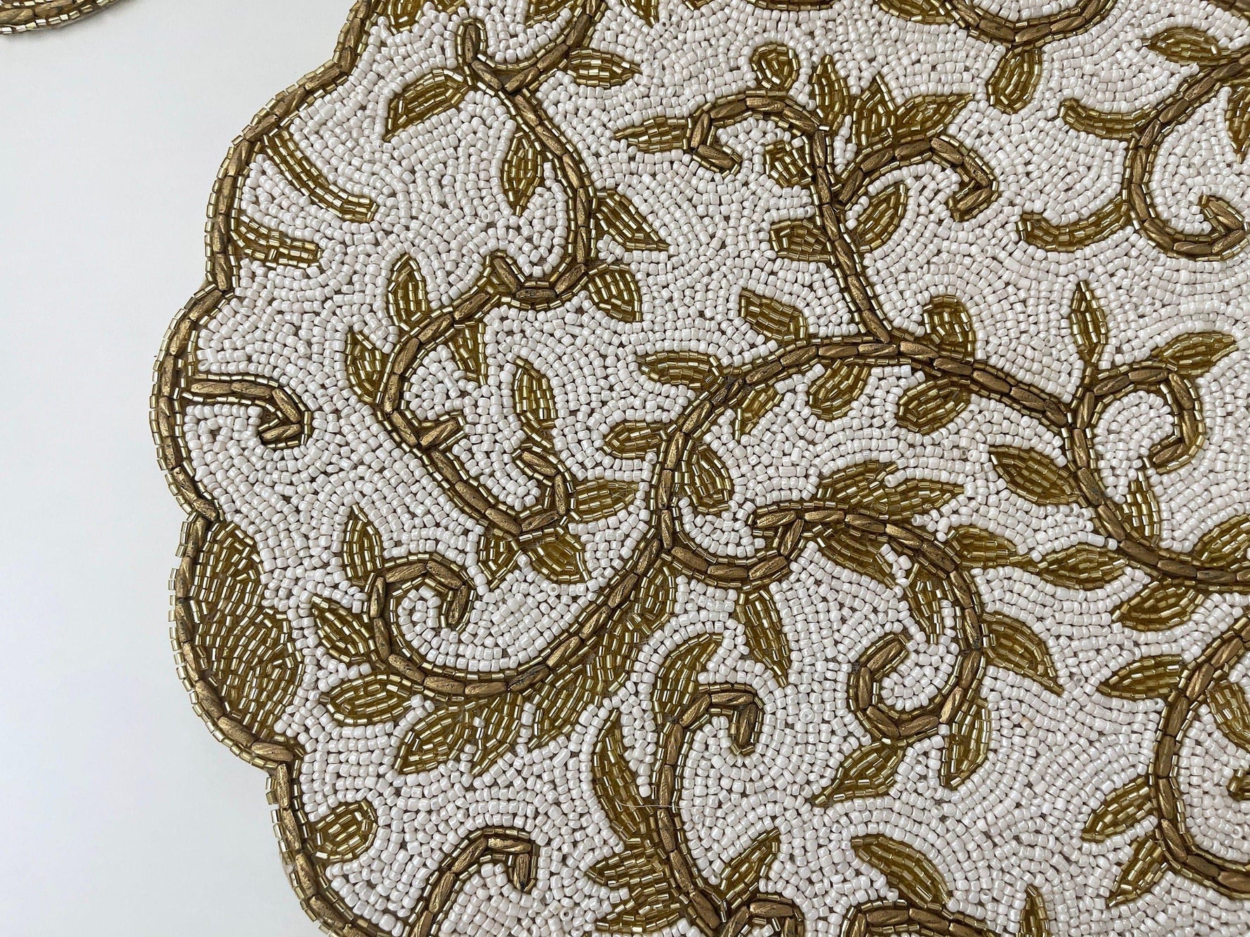 Classic Floral Motif Beaded Placemat - White/Gold