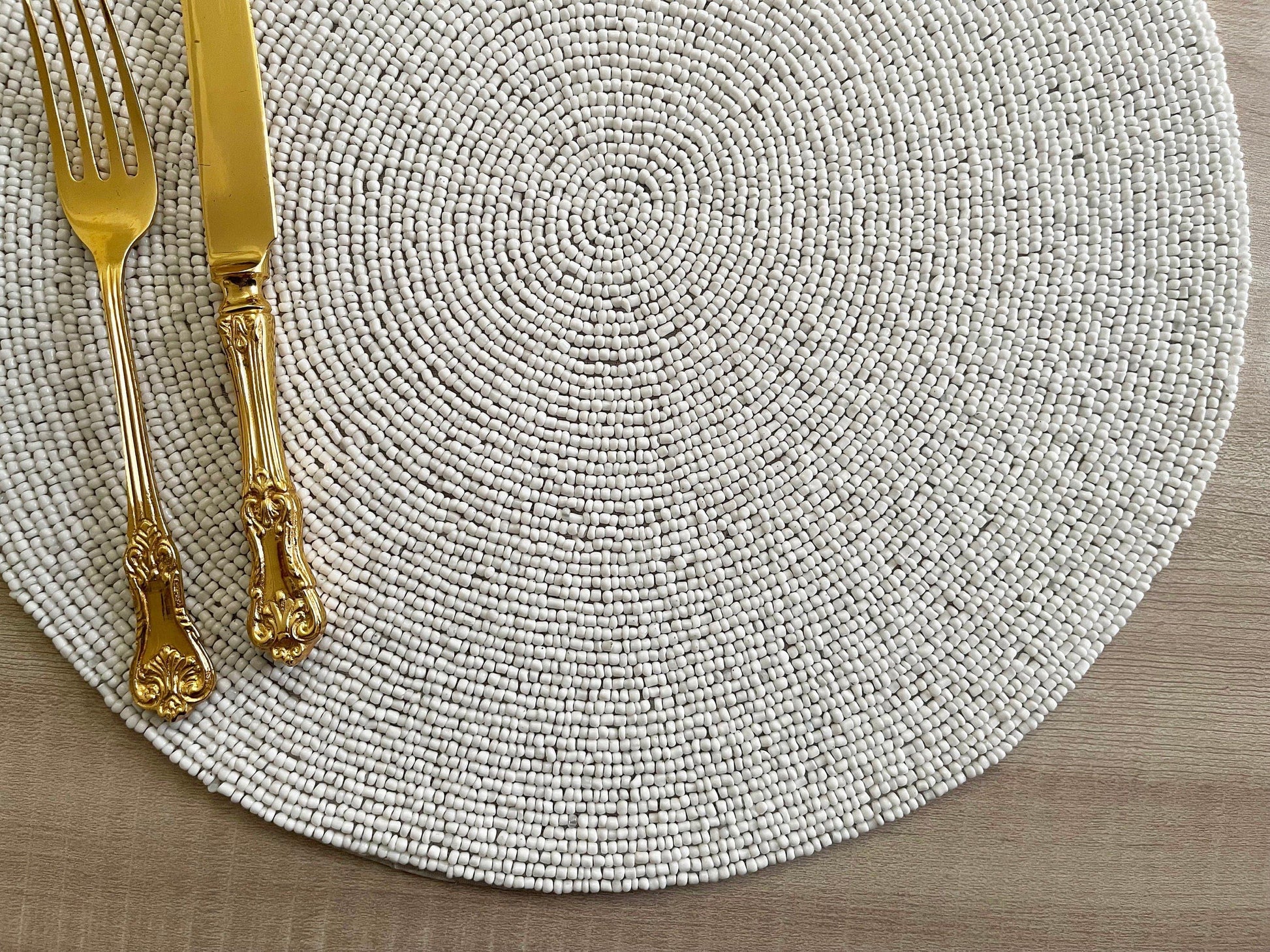 Classic White Round Beaded Placemat - Set of 6