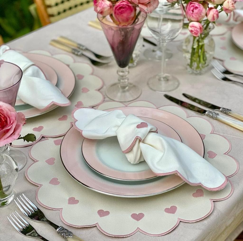 Daisy Pink Heart Embroidered Placemats - MAIA HOMES