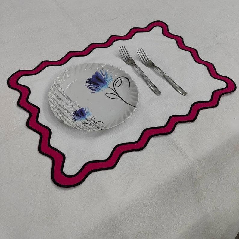 Double Scalloped Red and White Cotton Placemats