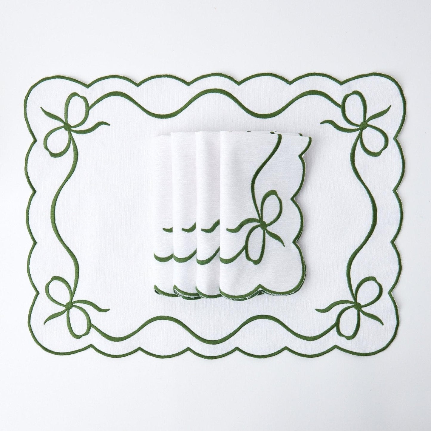 Elegant Emeral Green Embroidered Linen Placemats and Napkins Set - MAIA HOMES