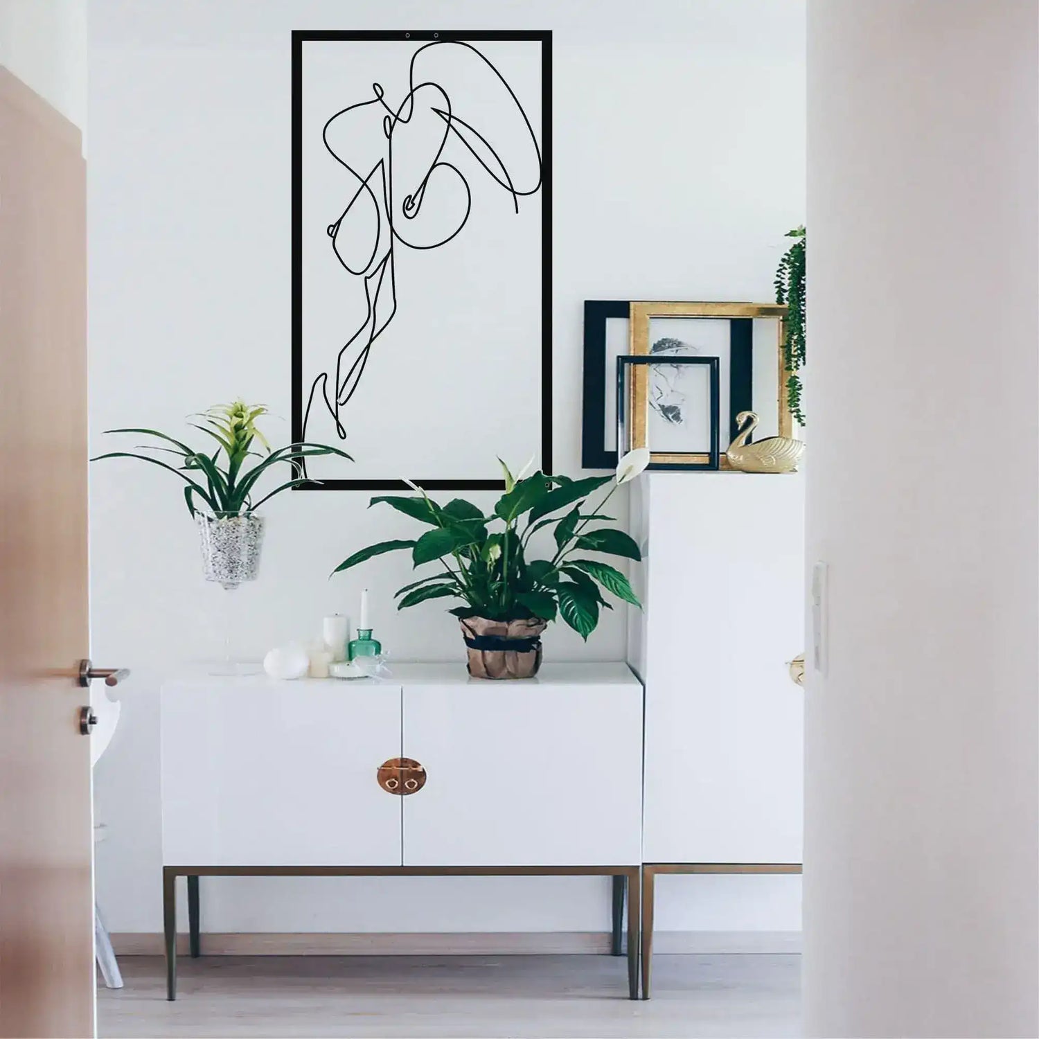 Female Body Minimalist Metal Wall Decor