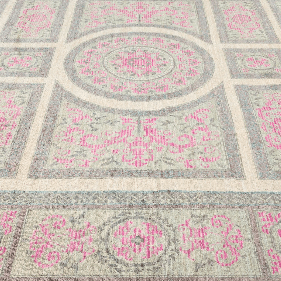 Garden of Roses Hand Spun Wool Hand Knotted Area Rug