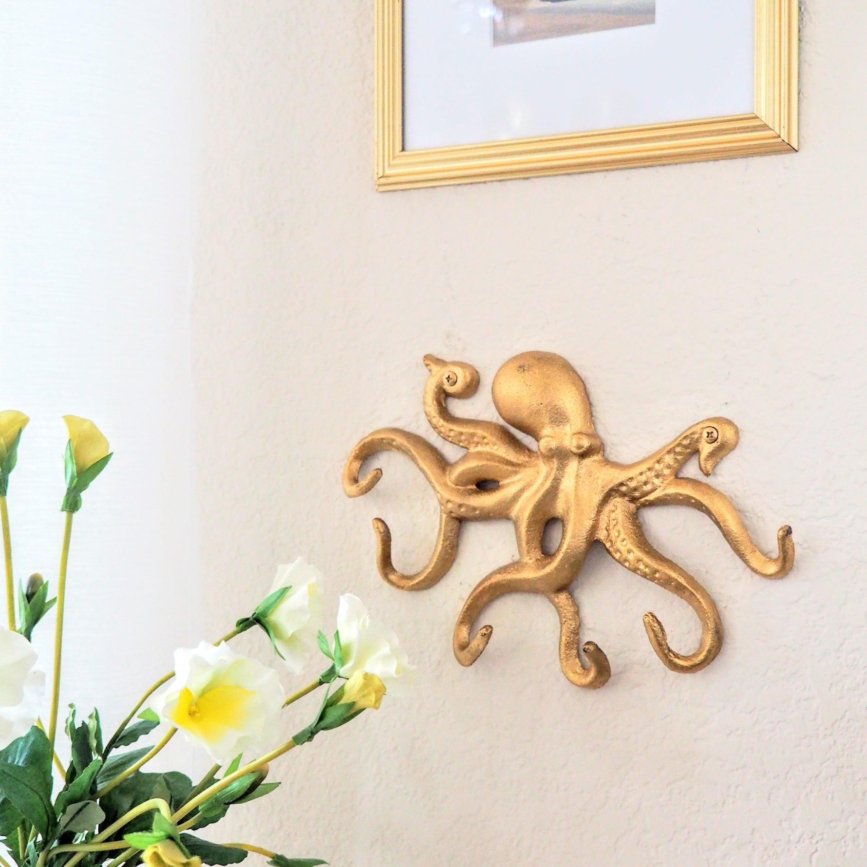 Golden Wall Octopus Hook