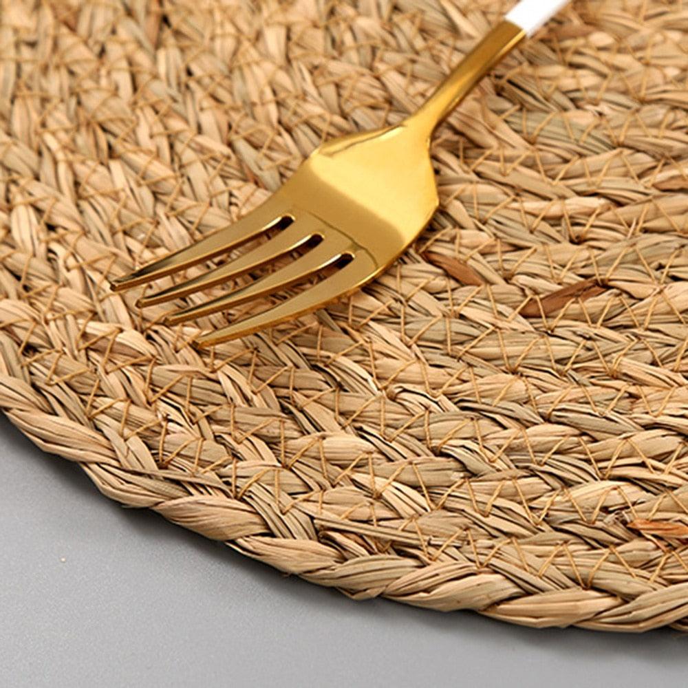 Hand Woven Bamboo Fiber Round Placemat