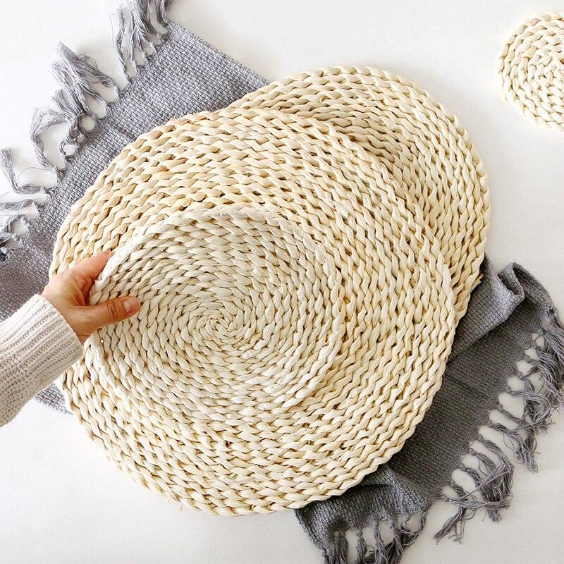 Handwoven Corn Fiber Round Placemat - MAIA HOMES