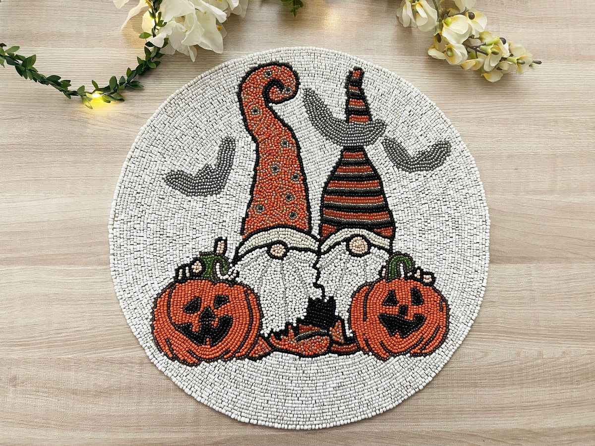 Halloween Pumpkins Round Beaded Placemat 6 pcs