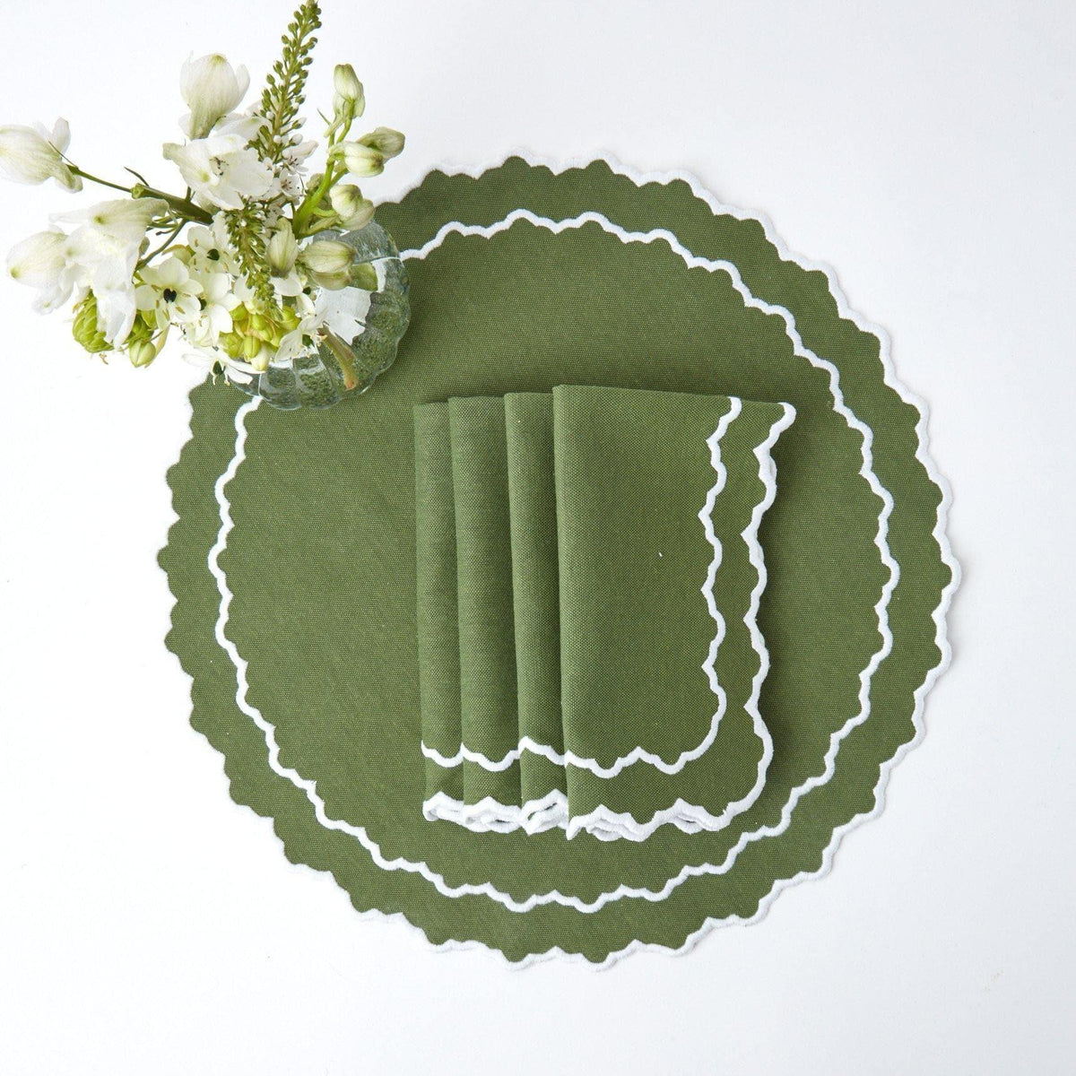 Leafy Green and White Trim Table Placemats Set