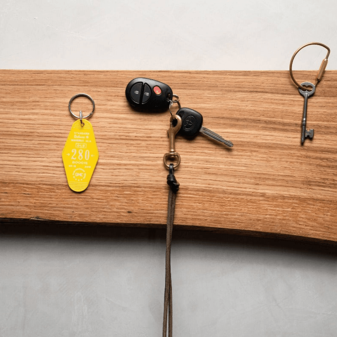 Magnetic Live Edge Knife Holder