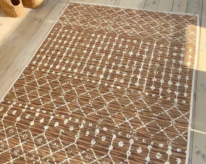 Marrakesh White and Brown Double Sided Carpet