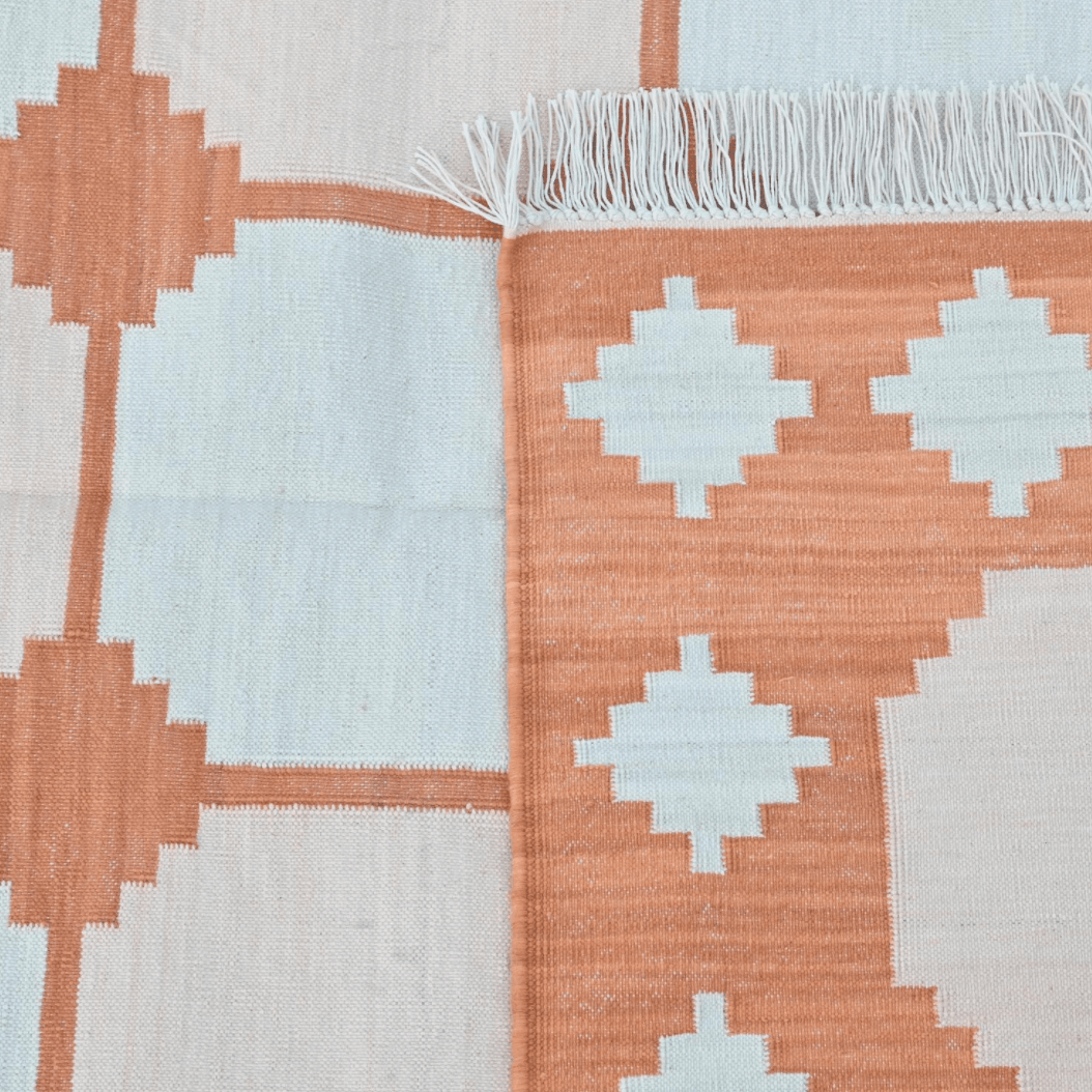 Natural Vegetable Dyed Indian Dhurrie Reversible Cotton Rug - Diamond Apricot