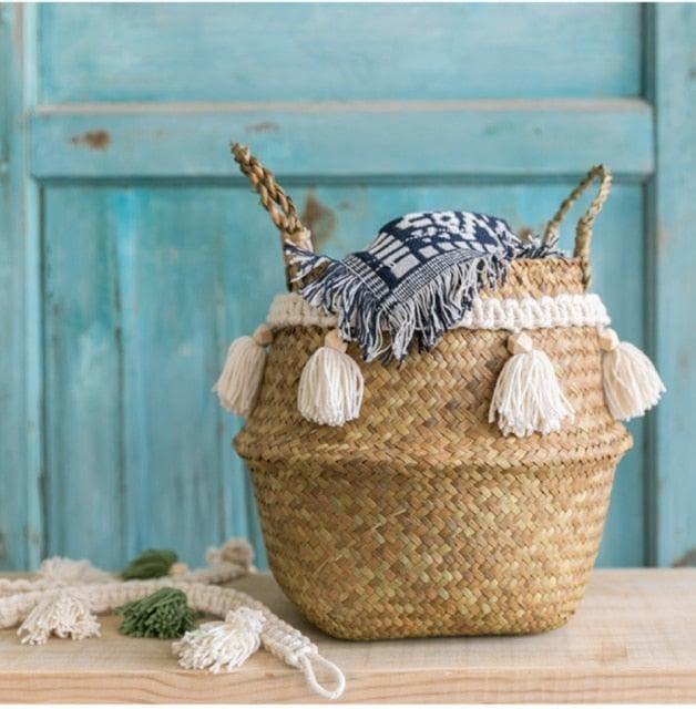 Organic Seagrass Hand Woven Basket with Tassel wiz