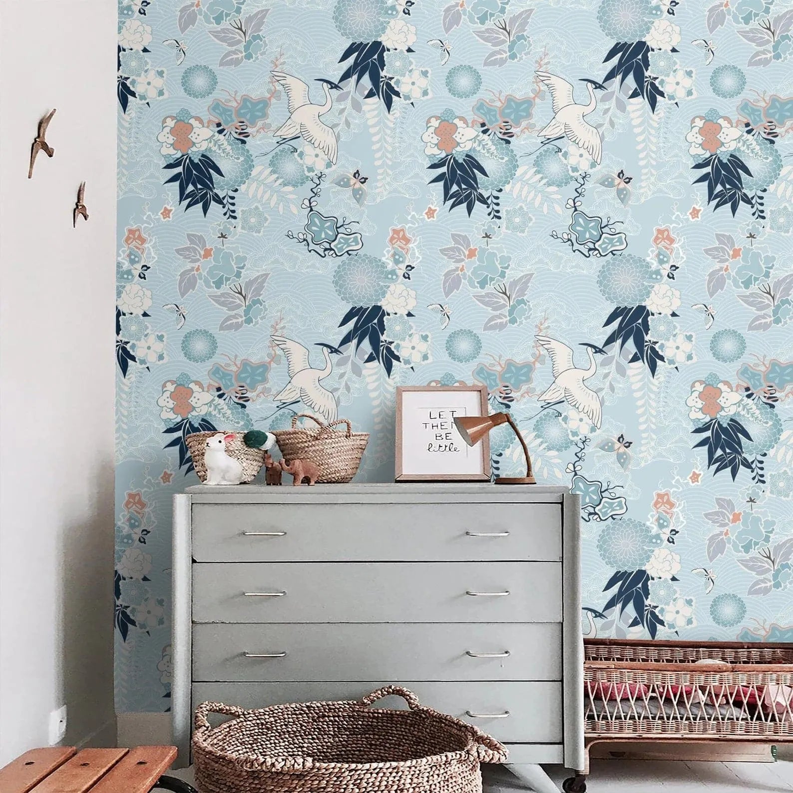 Paradise of Blue Chinoiserie Wallpaper