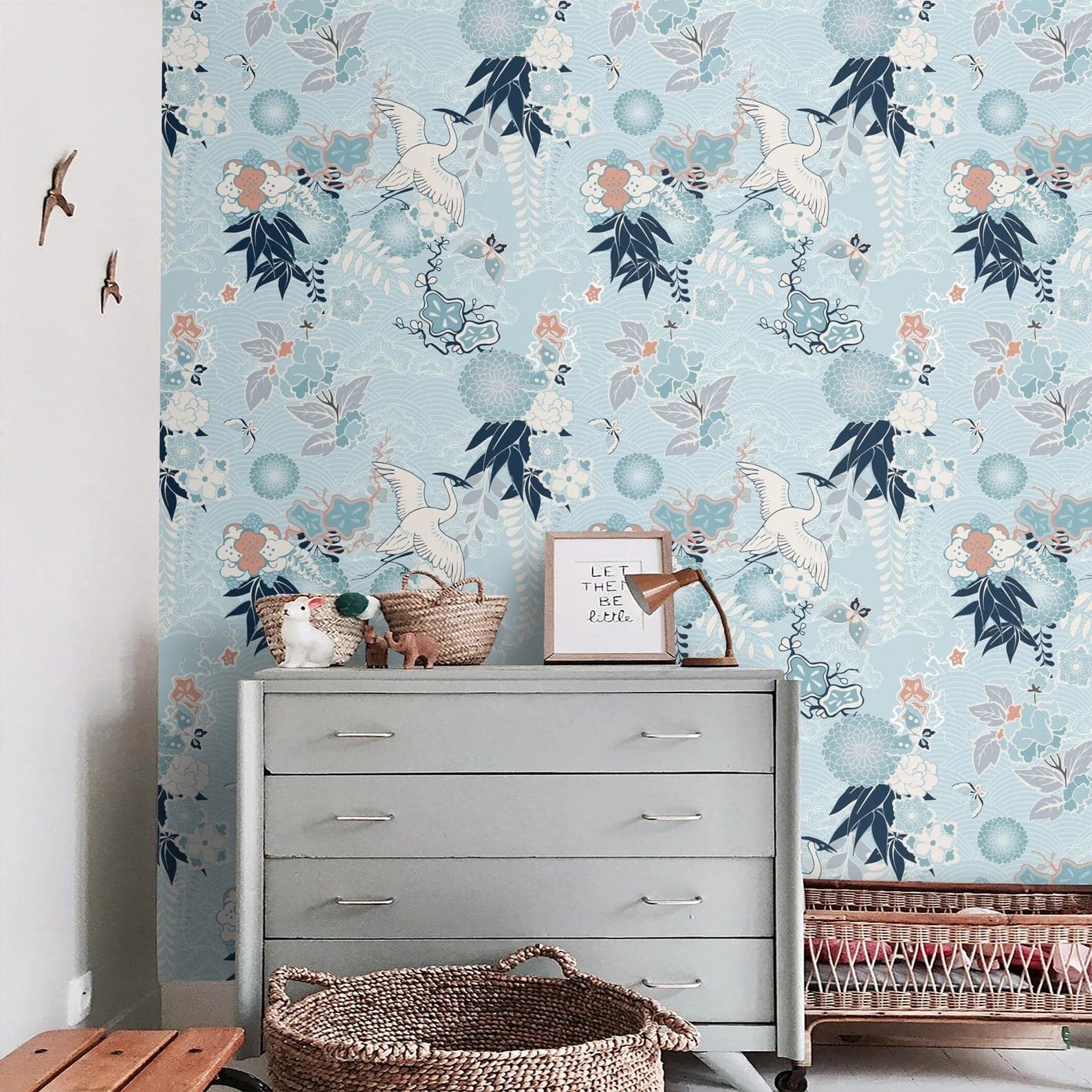 Paradise of Blue Chinoiserie Wallpaper - MAIA HOMES