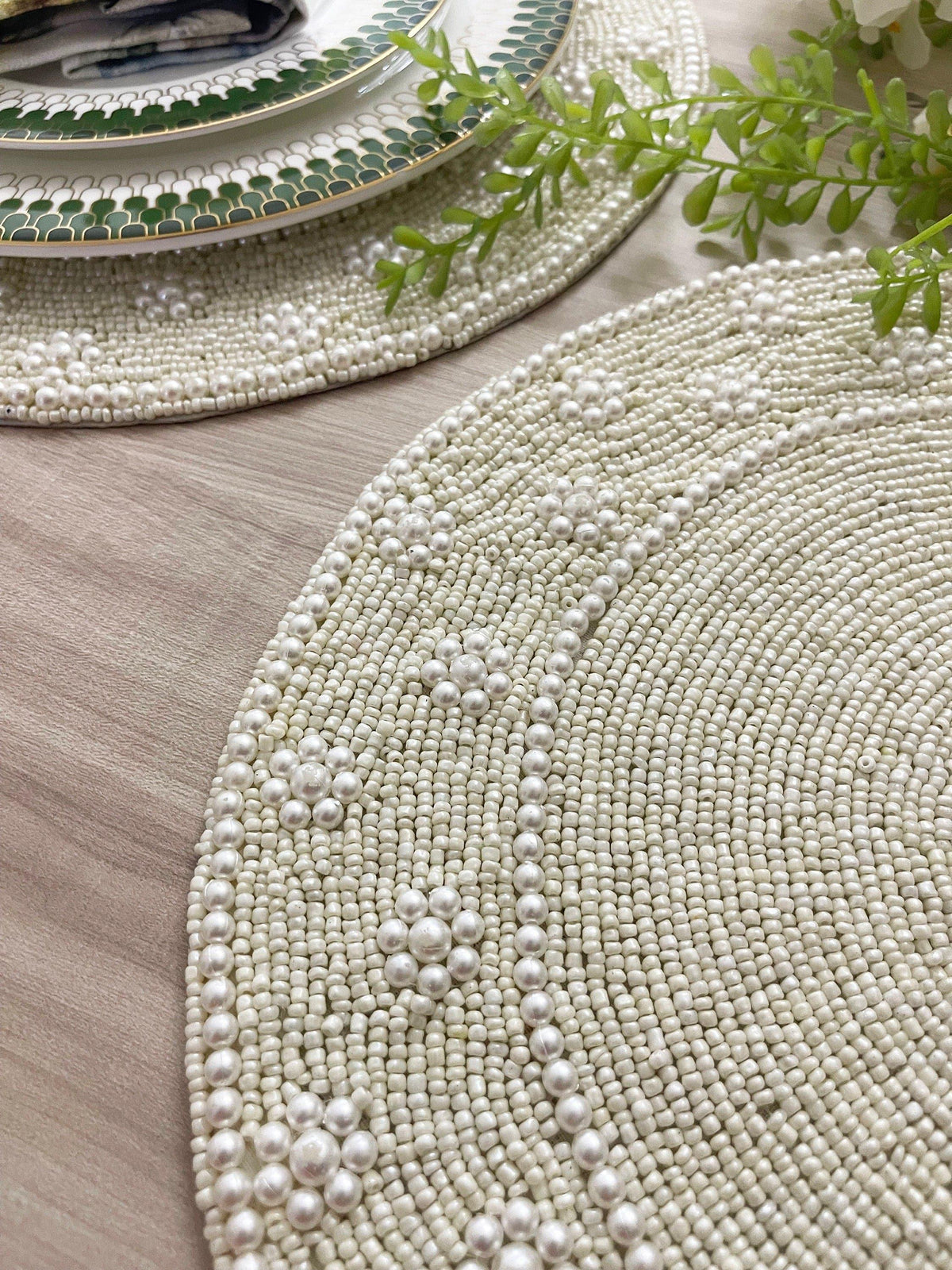 Pearl and Bead Daisy Round Placemat