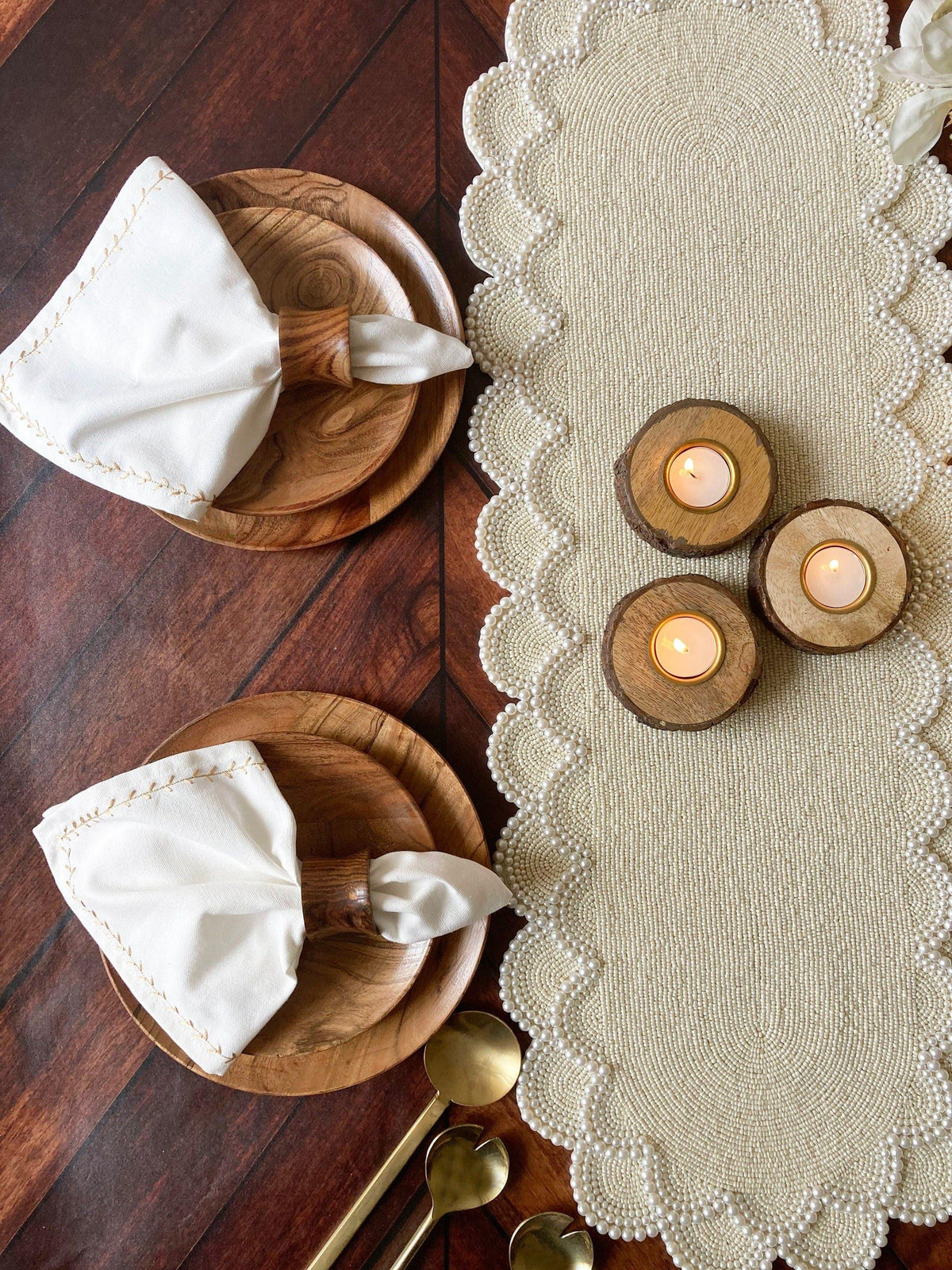 Pearl and Bead Scallop Table Runner