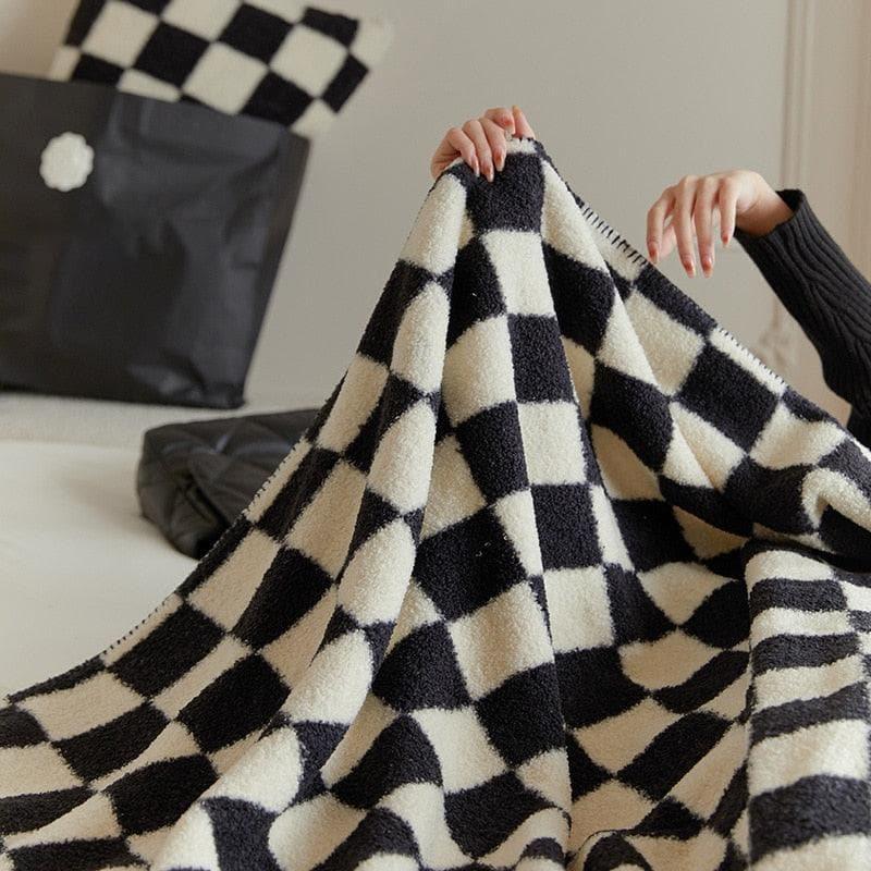 Retro Checkerboard Cozy Sherpa Mini Throw Blanket