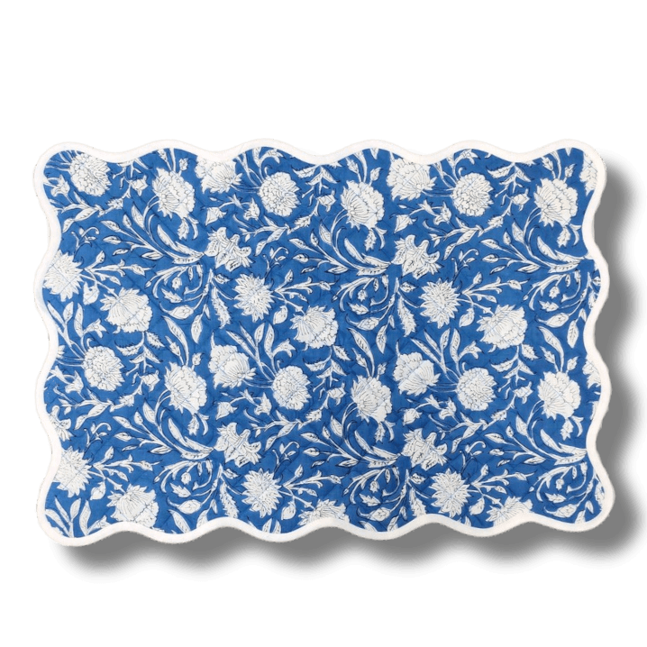 Scalloped White Floral Blue Cotton Placemat Set