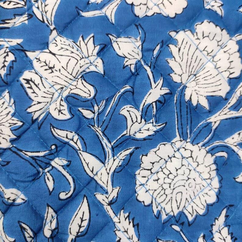 Scalloped White Floral Blue Cotton Placemat Set