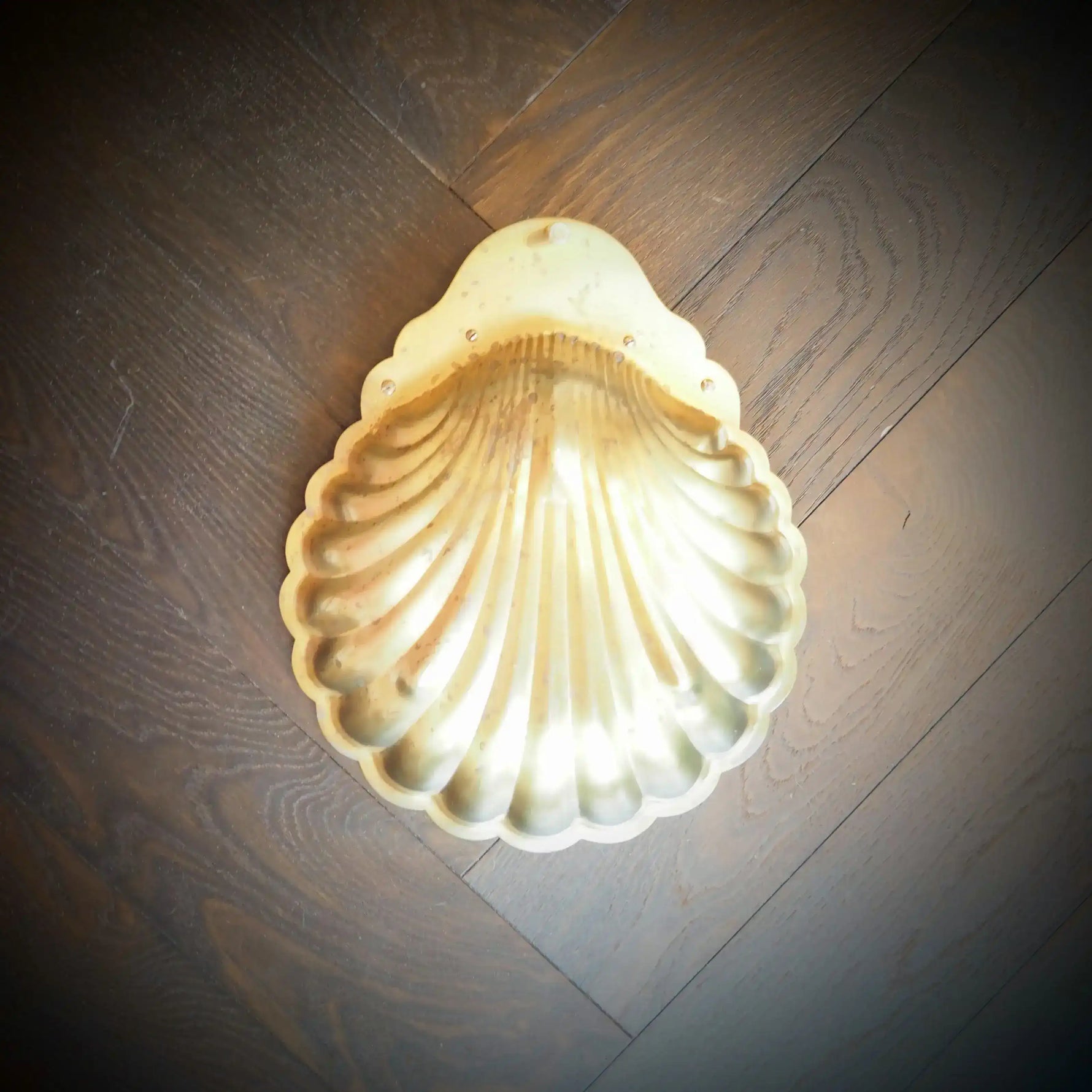 Vintage Brass Sea Shell Trinket Tray - Large