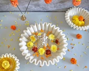 Wavy White Marble Decorative Fruit Bowl - MAIA HOMES